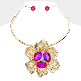 Gold Hammered Flower Necklace Set