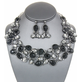 Black Teardrop Statement Necklace Set